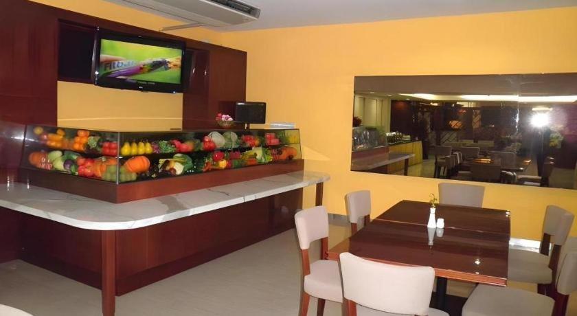 Sofyan Hotel Cut Meutia Джакарта Экстерьер фото