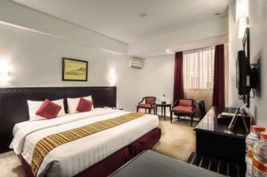 Sofyan Hotel Cut Meutia Джакарта Экстерьер фото
