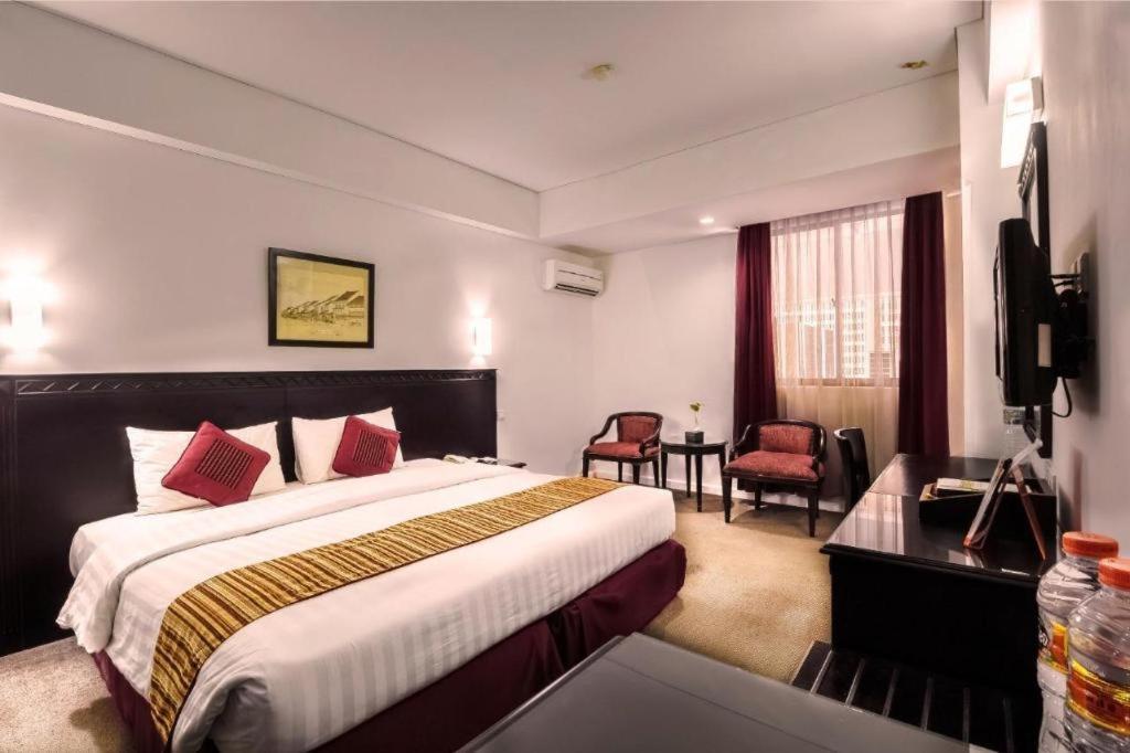 Sofyan Hotel Cut Meutia Джакарта Экстерьер фото